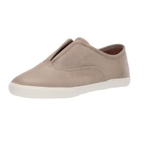 🆕 FRYE MINDY SLIP ON SNEAKER